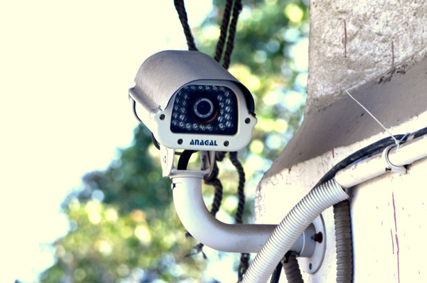 Alarmas para casas con cámaras de seguridad